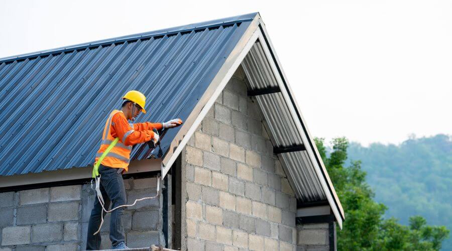 Professional metal roof installation in Tupelo, MS